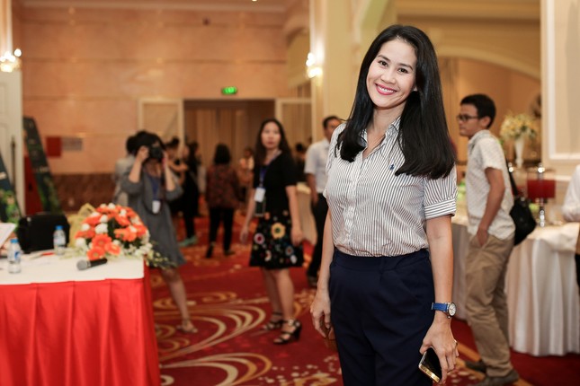 Hoa hậu Thuỳ Dung đón Trung thu sớm cùng 2500 trẻ em nghèo ảnh 6