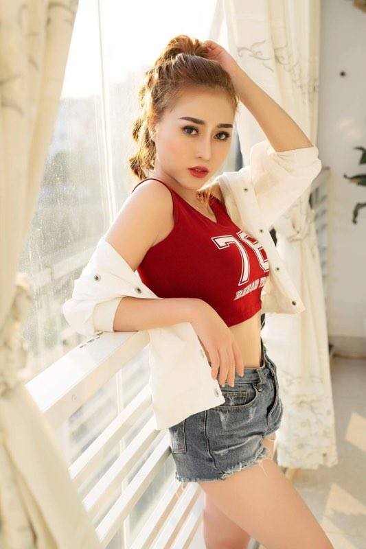 Dàn DJ nóng bỏng ồ ạt đăng ký dự thi Vietnam's Next Top Model ảnh 4