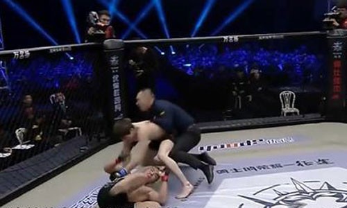 Cao thủ Thiếu Lâm bị võ sĩ MMA hạ đo ván trong 6 giây ảnh 1