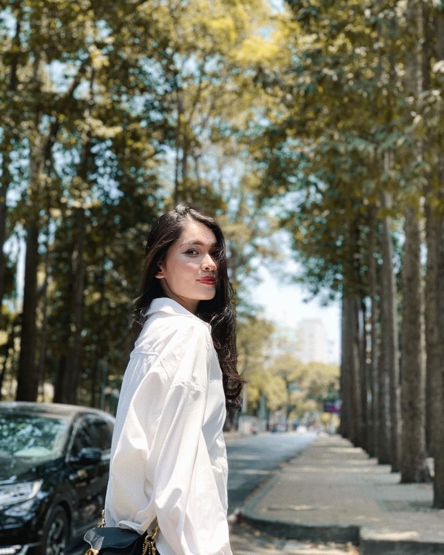 H'Hen Niê khoe nhan sắc em gái xinh đẹp học lớp 11 khiến fans trầm trồ ảnh 12
