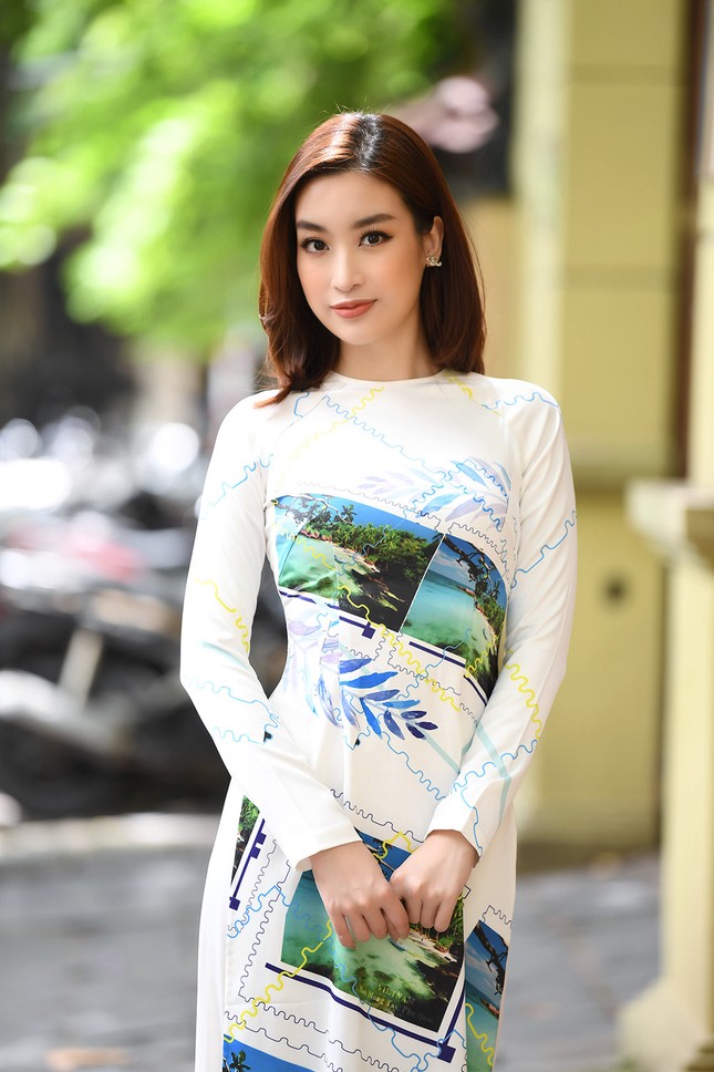 Tiền Phong Marathon 2020: Áo dài kể chuyện chủ quyền và vẻ đẹp biển đảo Việt Nam ảnh 1