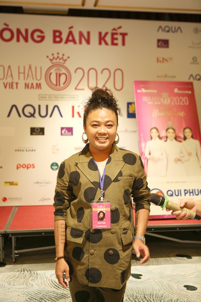 Hoa hậu Việt Nam 2020: 'Dàn thí sinh năm nay rất cao, vóc dáng đẹp' ảnh 3