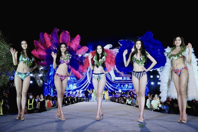 5 cô gái mặc bikini đẹp nhất HHVN 2020 chia sẻ bí quyết giữ dáng và hậu trường catwalk ảnh 1