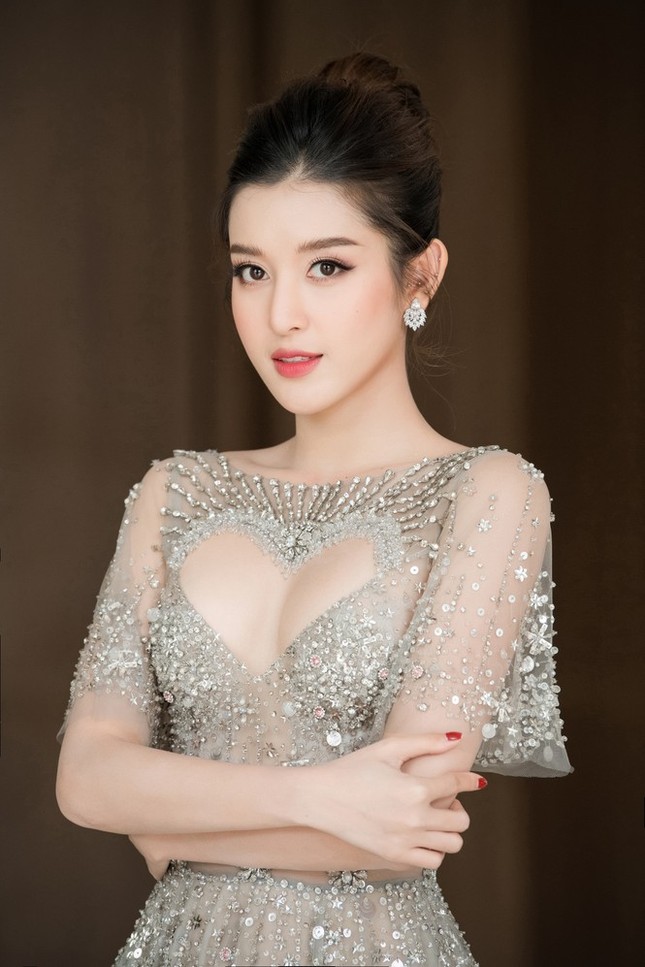 Top 3 HHVN 2014: Kỳ Duyên-Huyền My miệt mài hoạt động showbiz, Diễm Trang yên bề gia thất ảnh 7