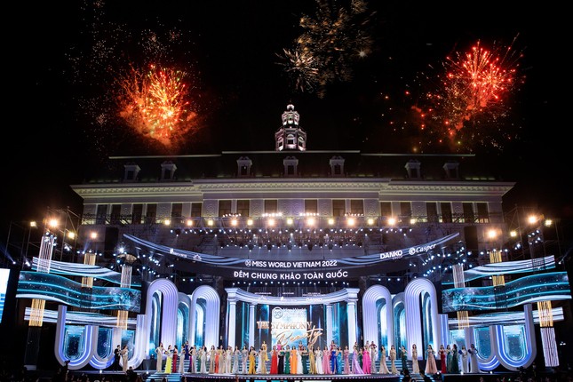 Nhìn lại đêm Chung khảo toàn quốc đầy sắc màu nghệ thuật của Miss World Vietnam 2022 ảnh 12