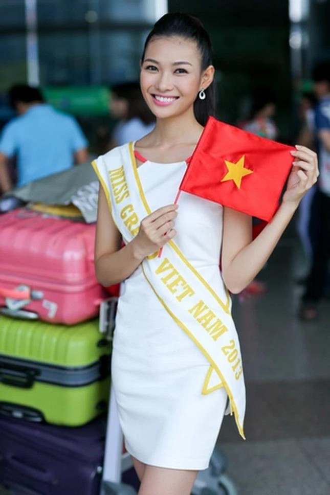 Những người đẹp được gọi với danh hiệu Hoa hậu Hòa bình Việt Nam qua các năm ảnh 9