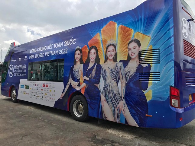 Thí sinh Miss World Vietnam 2022 đeo cánh thiên thần nóng bỏng như người mẫu Victoria's Secret ảnh 4