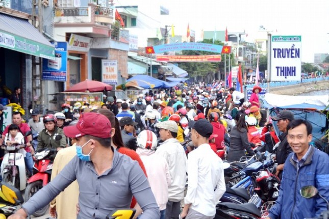 Bình Định: Tưng bừng hội đua thuyền trên sông Gò Bồi ảnh 8