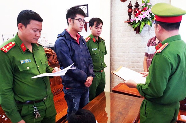Nhiều cán bộ, giáo viên là nạn nhân của trường cao đẳng 'chui' ảnh 1
