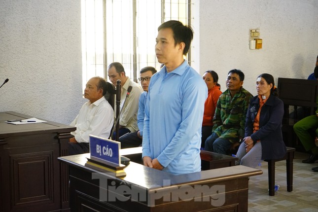 Vụ 4 cán bộ xã trục lợi dự án ngàn tỷ: Một bị cáo giám định tâm thần ảnh 2