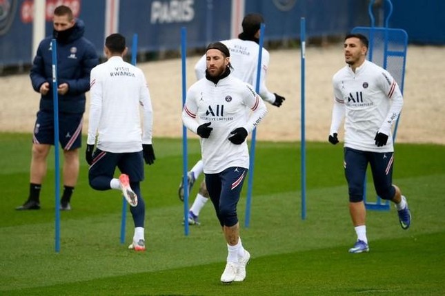 Ramos trở lại, sắp ra sân thi đấu cùng Messi ảnh 2
