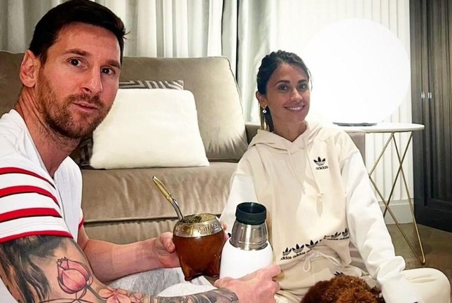 Messi mệt mỏi vì di chứng hậu COVID-19, chưa rõ ngày ra sân ảnh 1