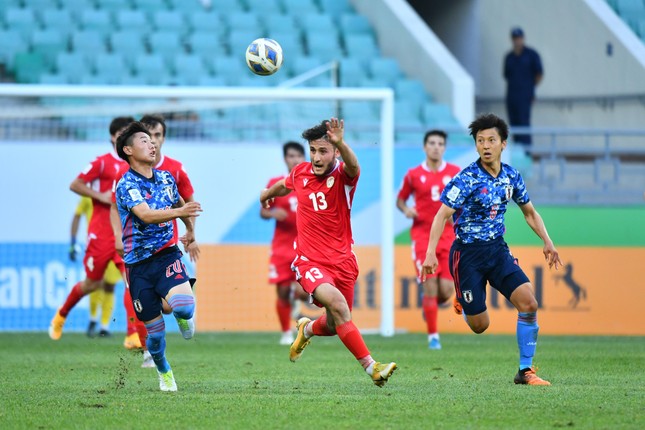 Thắng 3-0, U23 Nhật Bản gặp đương kim vô địch Hàn Quốc ở tứ kết ảnh 3