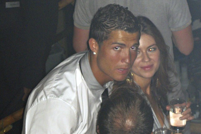 Hậu cáo buộc hiếp dâm, Cristiano Ronaldo bắt đầu hành động đòi bồi thường ảnh 1