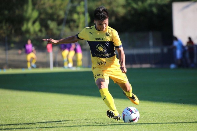 Báo Pháp tiết lộ hành trình đến Pau FC của Quang Hải ảnh 1