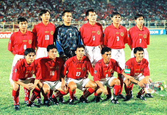  Guingamp, đối thủ đầu tiên của Quang Hải từng mở ra thời kỳ tươi đẹp của bóng đá Việt Nam  - Ảnh 3.