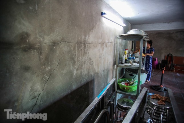 Công trình sạt lở nghiêm trọng, di tích lịch sử buộc phải đóng cửa ảnh 6
