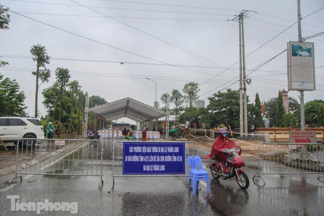 Quê nhà đón đợi Tướng Hùng về an yên trong lòng đất mẹ ảnh 6