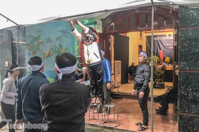 Quê nhà đón đợi Tướng Hùng về an yên trong lòng đất mẹ ảnh 10