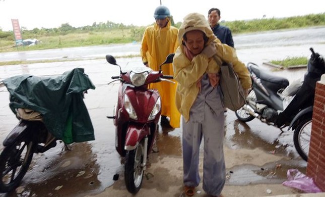 Bão số 16 - Tembin giảm còn cấp 8 - 9, cách Côn Đảo 130km ảnh 4