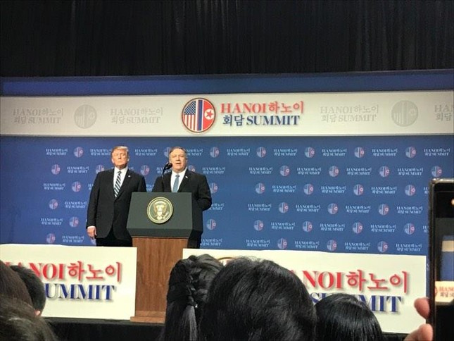 Ông Trump kết thúc họp báo, chuẩn bị rời Hà Nội ảnh 23