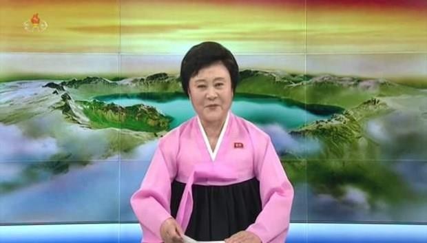 Ông Trump kết thúc họp báo, chuẩn bị rời Hà Nội ảnh 24