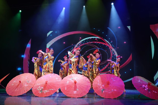 Xướng tên hai Đại sứ Thiện chí Hoa Anh Đào năm 2019 ảnh 53