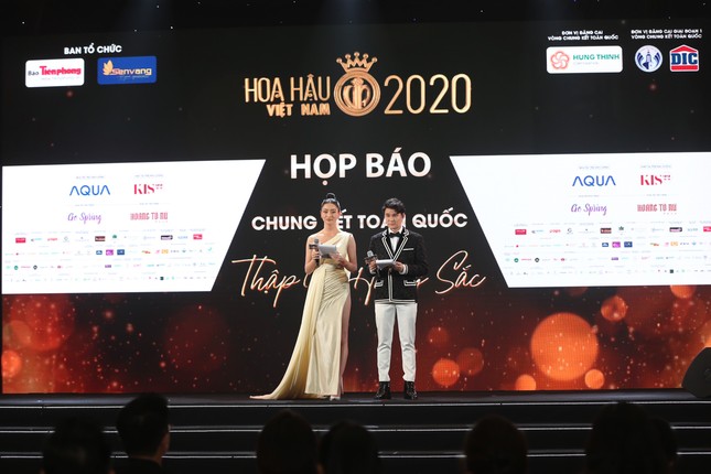 Truyền hình trực tiếp Chung kết toàn quốc Hoa hậu Việt Nam 2020 trên sóng VTV3 ảnh 19
