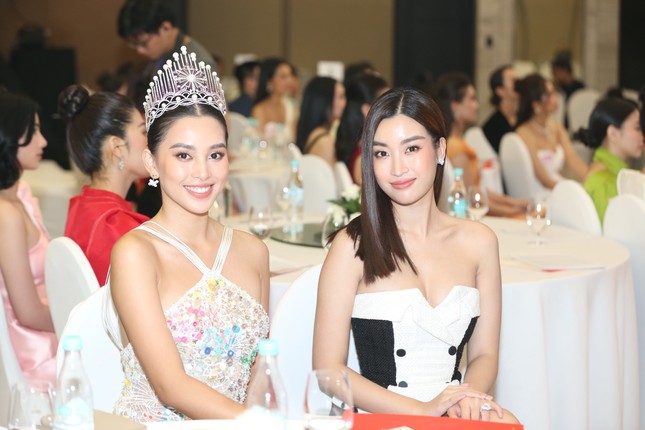 Truyền hình trực tiếp Chung kết toàn quốc Hoa hậu Việt Nam 2020 trên sóng VTV3 ảnh 40