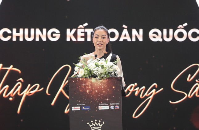 Truyền hình trực tiếp Chung kết toàn quốc Hoa hậu Việt Nam 2020 trên sóng VTV3 ảnh 34