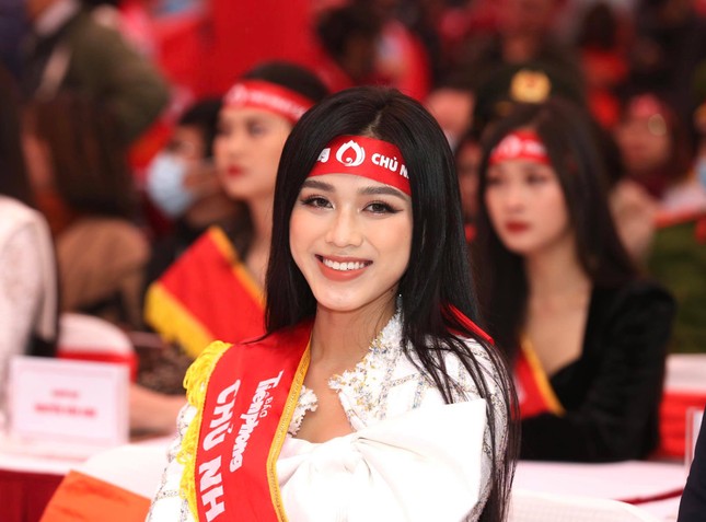 Giọt máu ấm giữa ngày đông lạnh ảnh 72