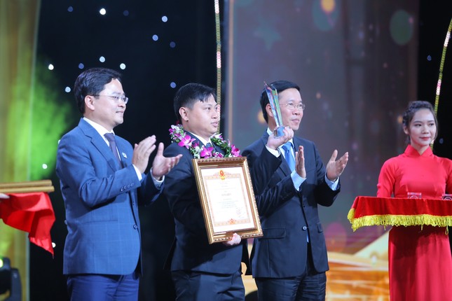 Gương mặt trẻ Việt Nam tiêu biểu và khát vọng dựng xây đất nước hùng cường ảnh 45