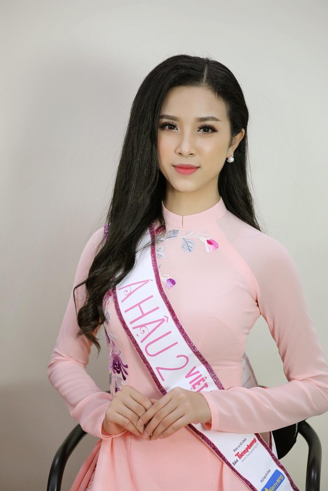 Á hậu 1 HHVN 2018 Bùi Phương Nga: 'Hoa hậu là người đẹp nhất' ảnh 12