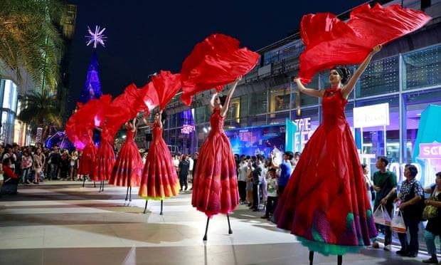 Thế giới rực rỡ pháo hoa thời khắc chuyển sang năm 2019 ảnh 28