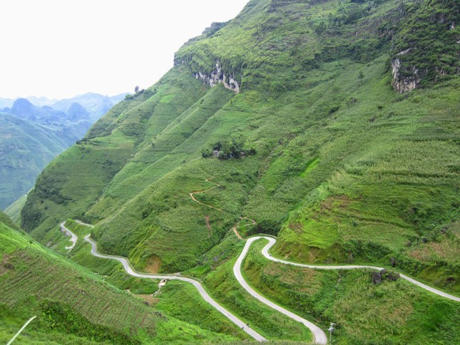 Vì sao Mã Pì Lèng trở thành biểu tượng của lòng dũng cảm, là tượng đài của thanh niên và là di sản trong lòng người dân bản địa?