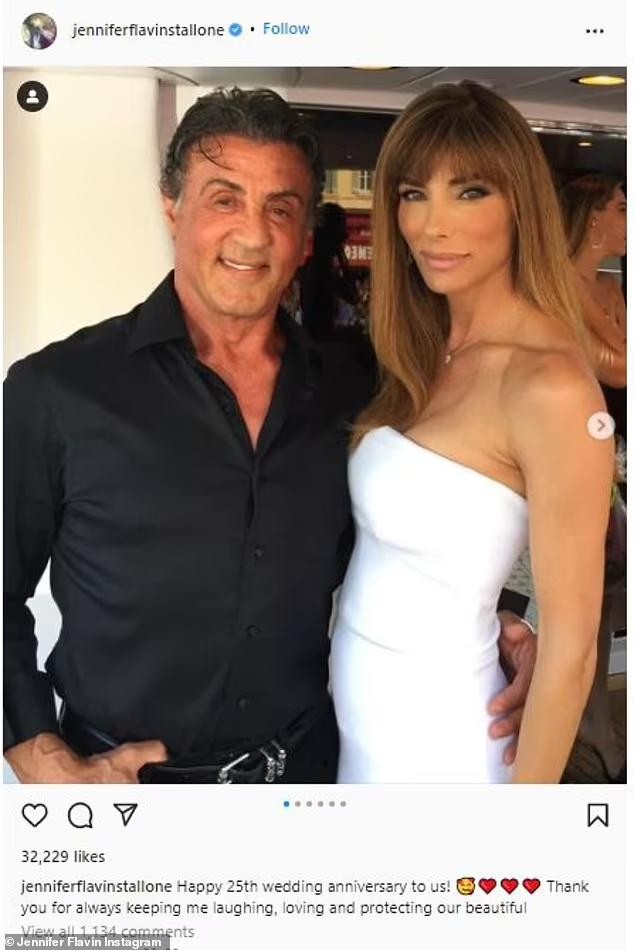 'Huyền thoại Rambo' Sylvester Stallone 76 tuổi hạnh phúc bên vợ người mẫu kém 22 tuổi ảnh 5