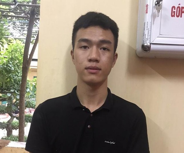 Tống tiền người quen bằng clip 'mát mẻ' bạn gái gửi ảnh 1