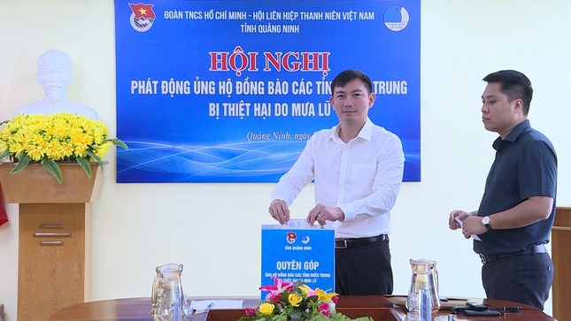 Cơ quan, đoàn thể tỉnh Quảng Ninh vận động ủng hộ miền Trung lũ lụt ảnh 3