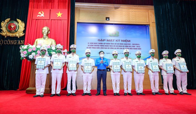 Phát huy tính xung kích, sáng tạo của thanh niên công an ảnh 3