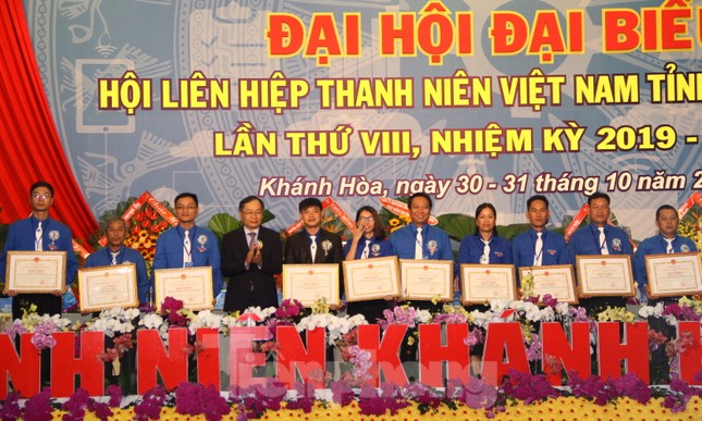 Anh Bùi Hoài Nam tái đắc cử chủ tịch Hội LHTN Việt Nam tỉnh Khánh Hoà ảnh 2