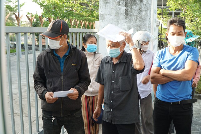 Khánh Hoà chấn chỉnh việc người dân mắc màn chờ làm thủ tục đất đai ảnh 3