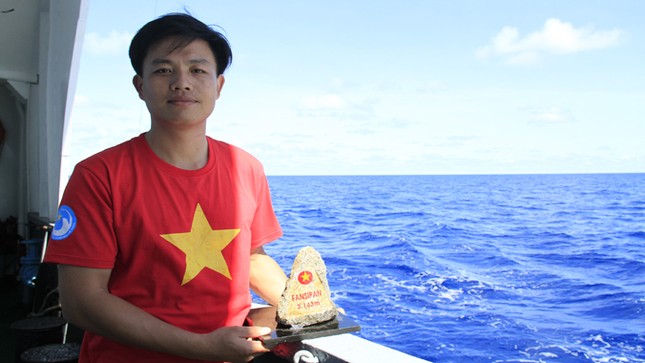 Thơ quyện sóng biển Trường Sa ảnh 2