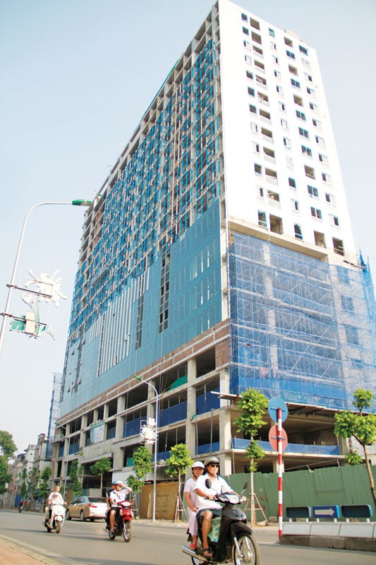 Công trình 8B Lê Trực 'sai chỗ nào cắt chỗ đấy' ảnh 1