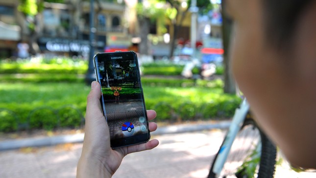Giới trẻ Việt với “Địa chấn” Pokémon: Những ẩn họa rình rập ảnh 2