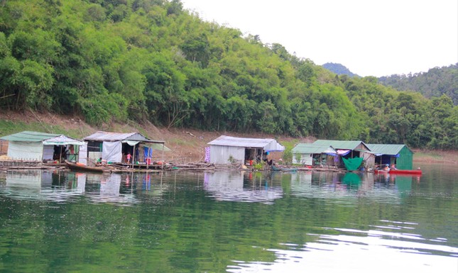 Có một Hạ Long trên cao nguyên ảnh 2
