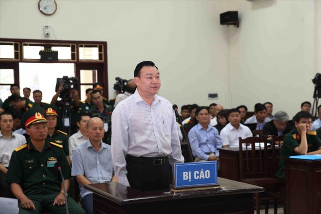 'Út trọc' Đinh Ngọc Hệ: Công ty gia đình 'dán mác' quân đội ảnh 1