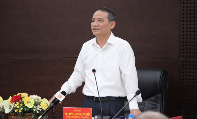 Cán bộ đang... 'quá sợ' mạng xã hội ảnh 1