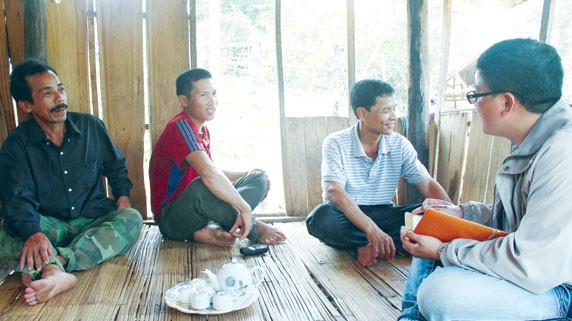 Cả làng lập chốt giữ rừng ảnh 1