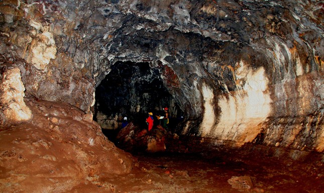 Vào hang động núi lửa Krông Nô ảnh 2