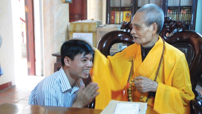 Nhẩn nha trăm năm Đại lão Hòa thượng ảnh 2